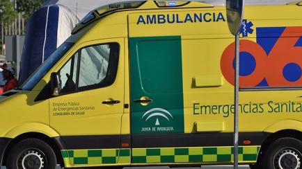 Una ambulancia del servicio andaluz de emergencias.