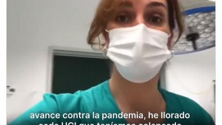La diputada Mónica García en un vídeo para Twitter. 