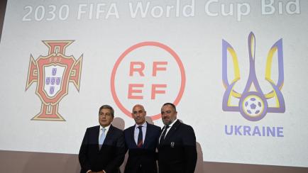 Los presidentes de las federaciones de fútbol de España, Portugal y Ucrania.