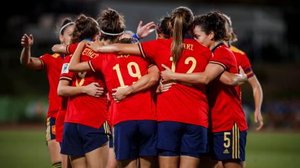 La jugadoras de la selección femenina española de fútbol celebrando un gol.