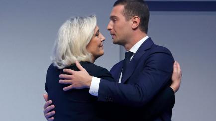 Marine Le Pen y Jordan Bardella, en el XVIII congreso de la Agrupación Nacional (RN), este sábado. 
