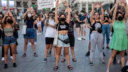 Manifestación por el pacto de Estado contra la violencia machista, el 6 de agosto de 2021 en Madrid.