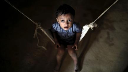 Un niño rohingya refugiado en el campo de Balikhali, en Cox's Bazar, Bangladesh, en noviembre de 2018. 