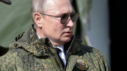 Vladimir Putin sigue el ejercicio militar Tsentr-2019 en Donguz.