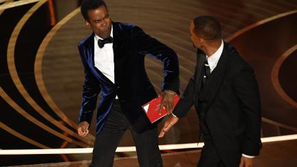 Will Smith golpeando a Chris Rock en la gala de los Oscar.