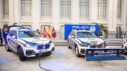 Imagen de los vehículos de BMW incorporados a la flota de la Policía Municipal de Madrid