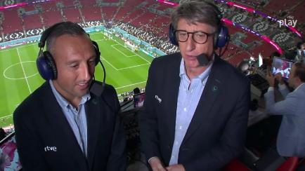Juan Carlos Rivero, con Santi Cazorla en TVE.