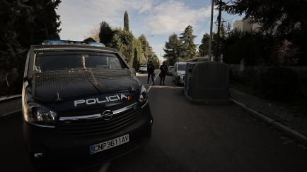 Policías blindan la embajada ucraniana