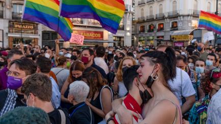 Imagen de la protesta en la Puerta del Sol (Madrid) por el asesinato de Samuel Luiz, el 5 de julio de 2021.