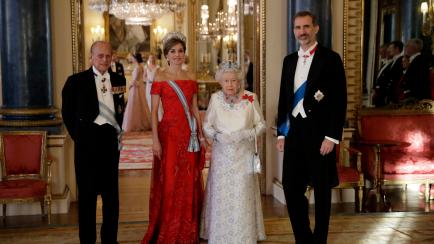 Britain's Queen Elizabeth II, her husband Prince Philip, Spain's King Felipe and his wife Queen Letizia, pose for a group photograph before a State Banquet at Buckingham Palace in London, Wednesday, July 12, 2017. The King and Queen of Spain are...