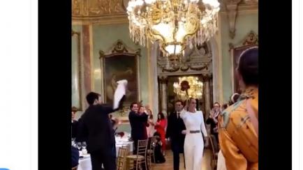Imagen de la polémica boda en el Casino de Madrid.