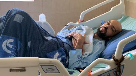 GRAF5852. JERUSALÉN, 25/08/2022.- Jalil Awawdeh, preso palestino de 41 años que cumple 175 días en huelga de hambre hospitalizado en el Centro Médico Shamir, cerca de Tel Aviv. Con su huelga de hambre protesta contra su detención administra...