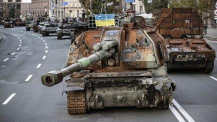 Foto de archivo de tanques en Kiev.