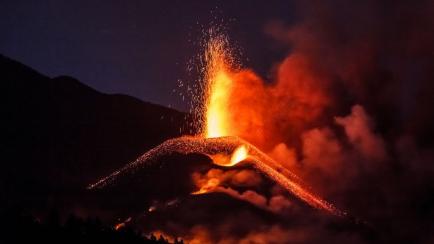El Cumbre Vieja en plena erupción, el 20 de octubre de 2021.