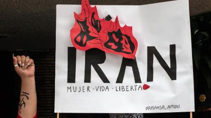 Protestan en México por el asesinato de joven kurda Mahsa Amini en Irán
