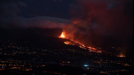 El volcán Cumbre Vieja de La Palma, en erupción, este martes 21 de septiembre.