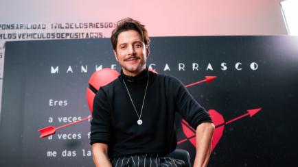 Manuel Carrasco durante la presentación de su nuevo disco 'Corazón y flechas'.