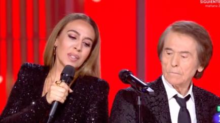 Mónica Naranjo y Raphael en el programa especial de Nochebuena.