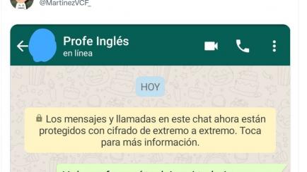 La conversación con su profesor de inglés.