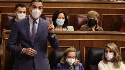 MADRID, SPAIN - DECEMBER 15: Spanish Prime Minister Pedro Sanchez speaks in a plenary session held in the Congress of Deputies on December 15, 2021 in Madrid, Spain. The plenary session is marked by the Debate on the State of the Nation, as well...