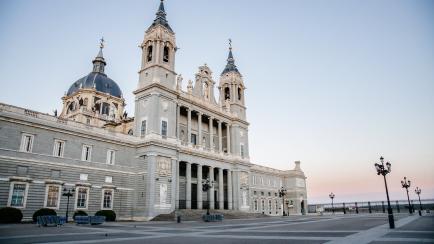 Foto de archivo de la Catedral de la Almudena, en Madrid.