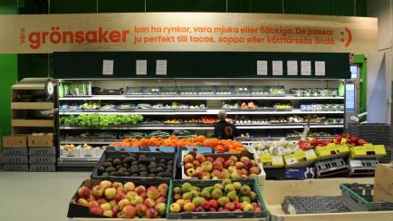Interior de uno de los supermercados Matmissionen en Suecia