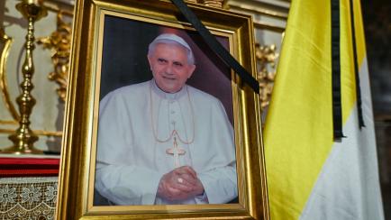 Foto del papa emérito Benedicto XVI en el Vaticano.