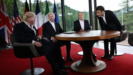 Boris Johnson, Joe Biden, Olaf Scholz y Emmanuel Macron, el pasado 28 de junio en una reunión a cuatro dentro de la cita del G7 en Elmau, Alemania. 