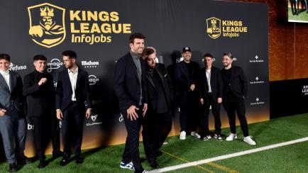 Gerard Piqué junto a Ibai y el resto de presidentes de la Kings League
