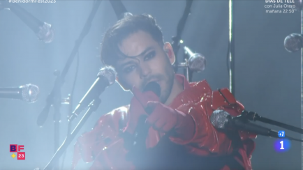 Agoney, durante su actuación en el Benidorm Fest 2023.