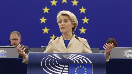 Ursula von der Leyen, durante su comparecencia de hoy en el pleno del Parlamento Europeo, en Estrasburgo.