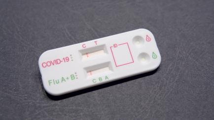 Un test que detecta tanto el covid como la gripe A y B.