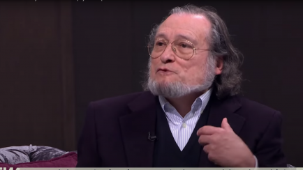 Santiago Niño Becerra, en una entrevista en TV3.