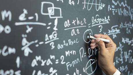 Muchos estudiantes españoles no entienden las matemáticas y un experto sale al rescate explicando el problema