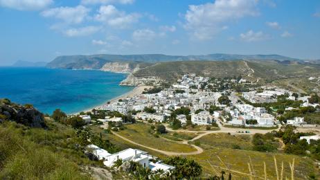 El paraíso pesquero de aguas cristalinas que vive al margen de la masificación y es idóneo para el verano
