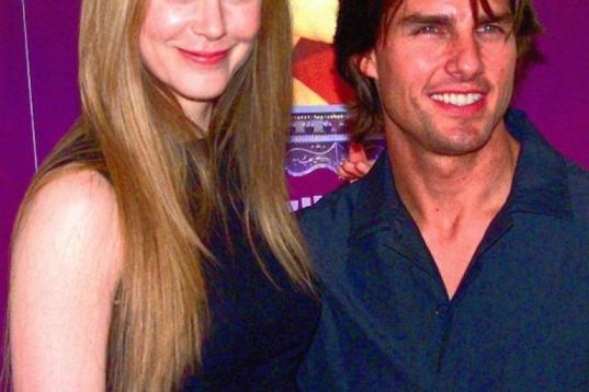 Kidman se estrenaba con Cruise en el matrimonio.  Juntos adoptaron dos hijos, Isabella y Connor.