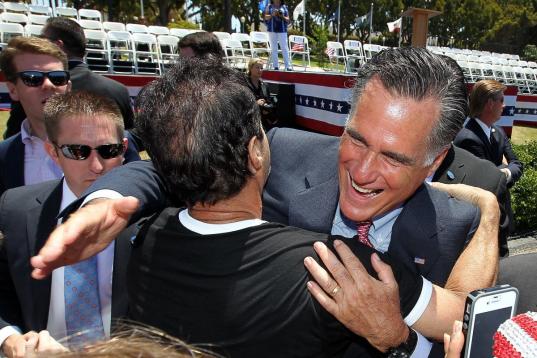 El candidato republicano ha saludado a veteranos en un acto el 28 mayo en San Diego, California.