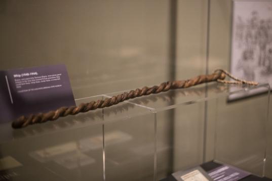 Látigo utilizado por los Kapos para fustigar, estrangular o matar a los prisioneros. 