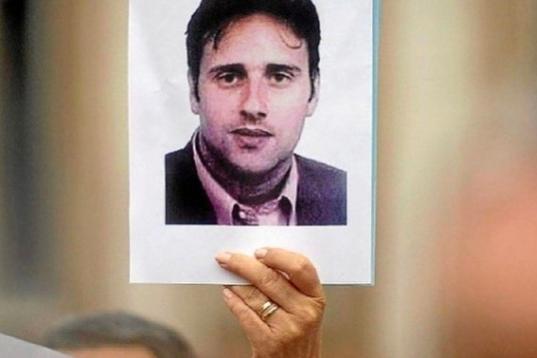 Miguel Ángel Blanco era concejal por el Partido Popular en la localidad vizcaína de Ermua. Tenía 29 años cuando fue secuestrado por tres miembros de ETA el 10 de julio de 1997. Nueve dí...