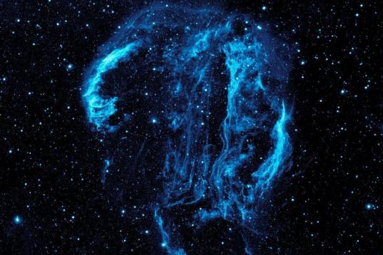 Es la Nebulosa Cygnus Loop

