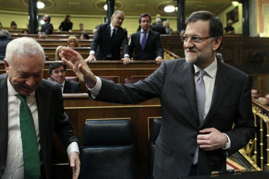 Al presidente le gusta el invierno para debatir y para diferenciarse de Zapatero, que siempre programaba el debate en primavera o verano. En su estreno como jefe del Ejecutivo (pues en 2012 no se celebró) Rajoy lo tuvo claro, se pondría su cor...