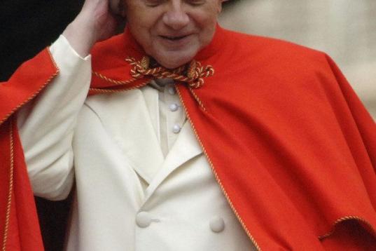 VATICAN CITY - DECEMBER 28:  Pope Benedict XVI arrives in St. Peter's Square for his weekly audience on December 28, 2005 in Vatican City. The Pontif dressed for the second time in the red hat used by Pope John XXIII forty years ago.  (Photo by ...