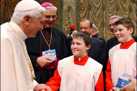 ITALY - OCTOBER 22:  Pope Benedict XVI attends a concert by the Regensburger Domspatzen boys choir with his brother Georg Ratzinger at the Sistine Chapel in the Vatican in Rome, Italy on October 22nd, 2005.  (Photo by Eric VANDEVILLE/Gamma-Rapho...