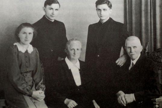 UNDATED - JULY 8, 1951: (FILE PHOTO) (GERMANY OUT, AUSTRIA OUT, SWITZERLAND OUT)  Joseph Ratzinger (2nd R) is shown with his family; brother Georg (2nd L), father Josef (R), sister Maria (L,) and mother Maria on the day of the two brothers' ordi...