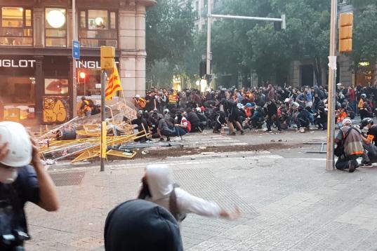 Sentada de los CDR en las calles de Barcelona