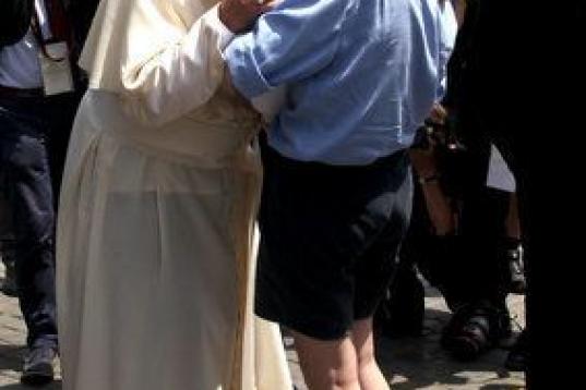 VATICAN CITY, VATICAN - JUNE 13:  Pope Francis kisses a baby during an audience with Scouts in St. Peter's Square on June 13, 2015 in Vatican City, Vatican. Pontiff met this morning with thousands of members of the Association of Italian Catholi...