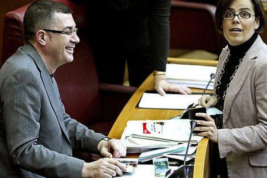 El secretario general del Bloc Enric Morera, usó su intervención en el debate de Presupuestos de la Generalitat Valenciana de febrero de 2009 para anunciar en la tribuna de las Cortes que tenía lotería para vender. Era una crítica a aquello...