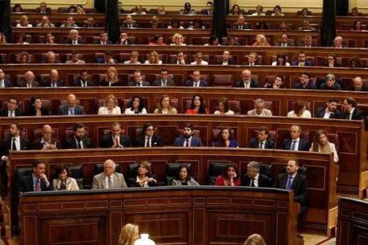 Vista genera de los escaños del Congreso al l inicio de la sesión constitutiva de las nuevas Cortes Generales