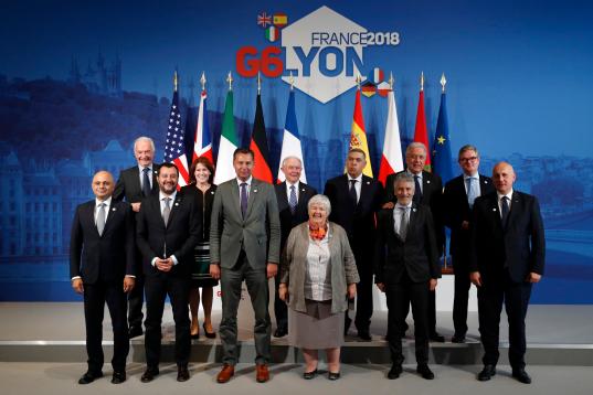 Con los ministros de Interior del G6