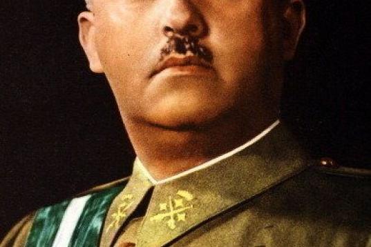 Francisco Franco fue un dictador que gobernó España con puño de hierro entre 1939 y 1975.







